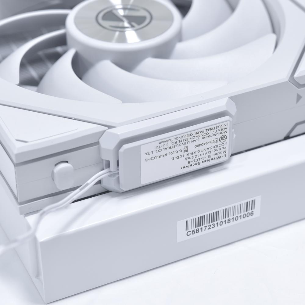 Lian Li Galahad II LCD 280mm TL Wireless RGB AIO vatnskæling, hvít - image 18 [3aef75ac2b]