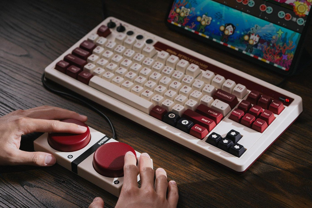 8BitDo þráðlaust 2.4GHz mekanískt retro leikjalyklaborð - image 7 [2648afd191]