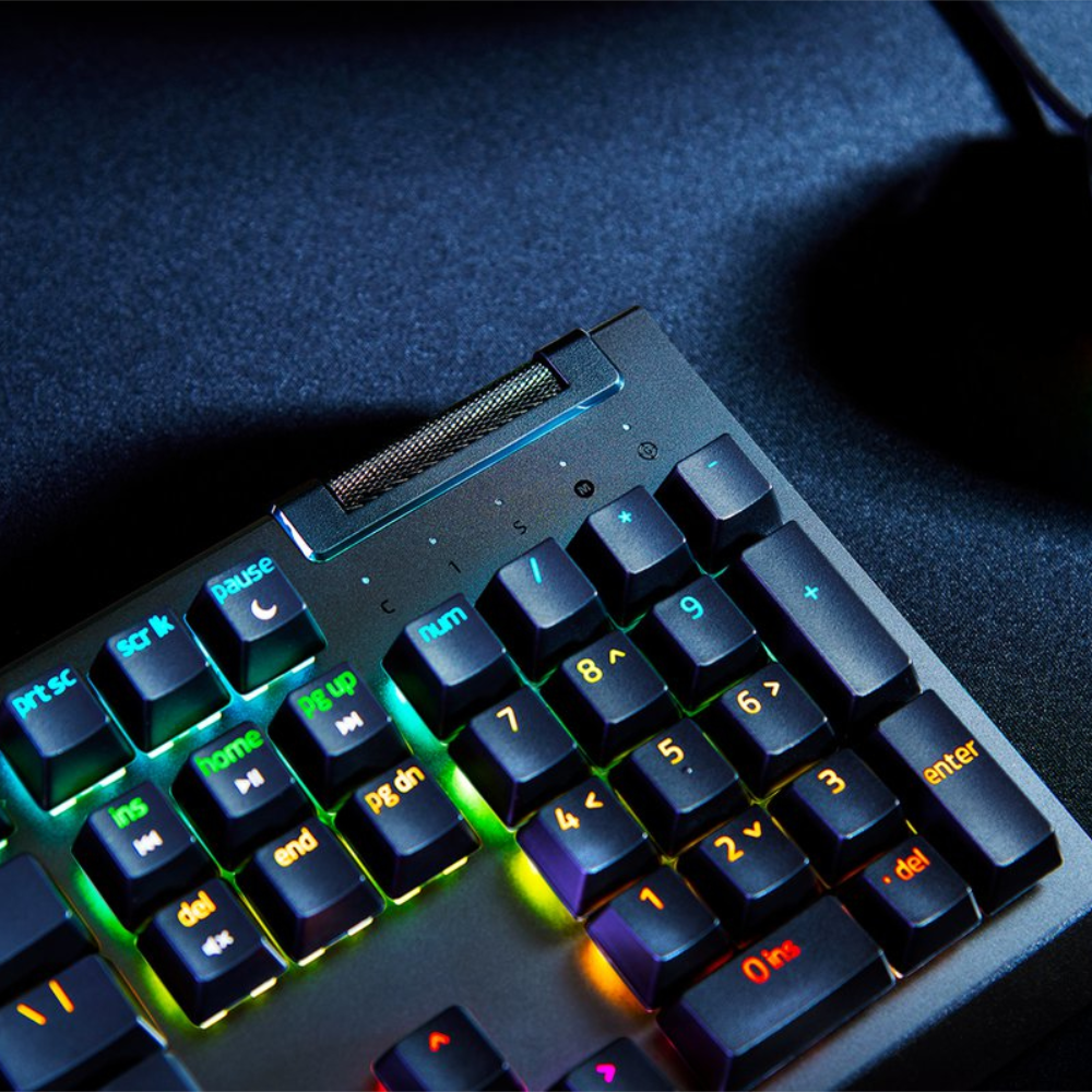 Razer BlackWidow V4 X RGB leikjalyklaborð, Grænir svissar, Nordic, Svart - image 8 [bbbf732c74]