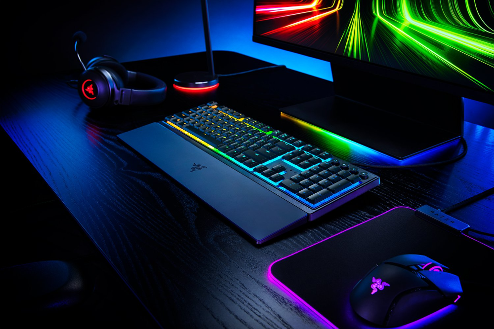 Razer Ornata V3 TKL RGB leikjalyklaborð, lyklaborðsrenning, Mecha-Membrane, Nordic, Svart - image 16 [976359ba24]