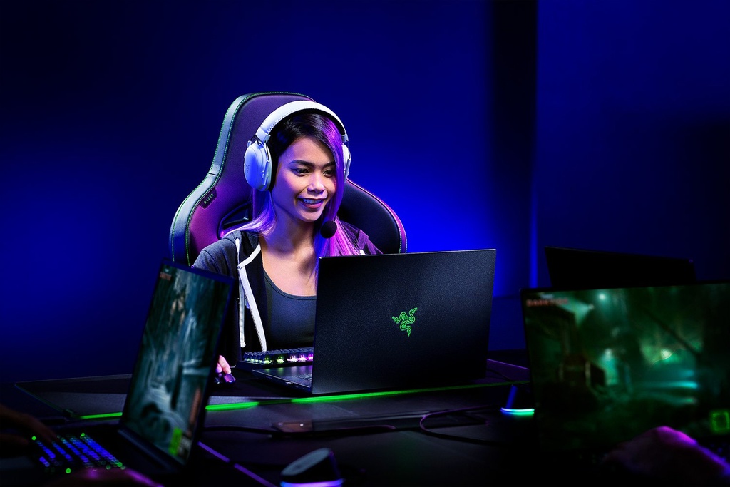 Razer BlackShark V2 Pro THX HyperSpeed þráðlaus leikjaheyrnartól með hljóðnema, Hvít - image 11 [24b44dd463]