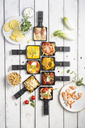 Fritel Stone Raclette Grill með náttúru stein og 8 pönnum, hvítt - image 13 [472e6a2ec3]
